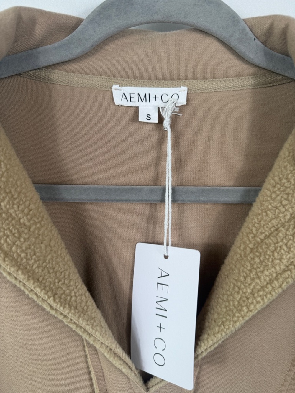 AEMH+CO Lallie Neutral Colorblock Very Oversized Sweater. Womens Size S. NWT - Picture 3 of 8